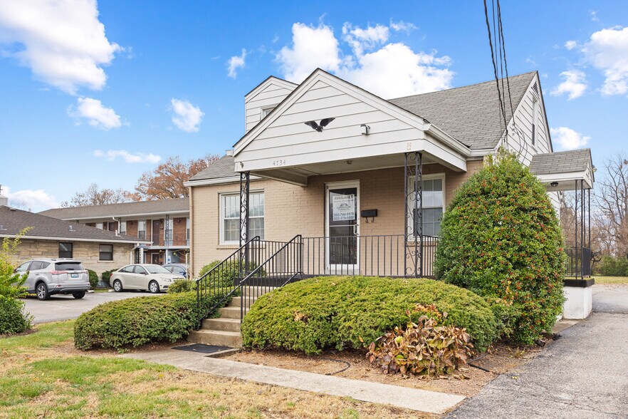 4734 Dixie Hwy, Louisville, KY à louer - Photo principale – Image 1 sur 21