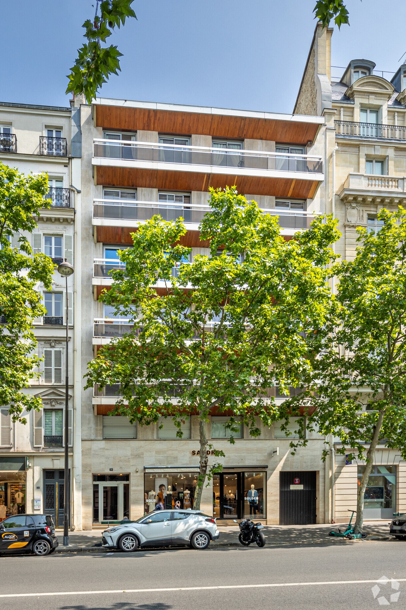 34 Avenue Des Ternes, Paris à louer Photo principale– Image 1 sur 15