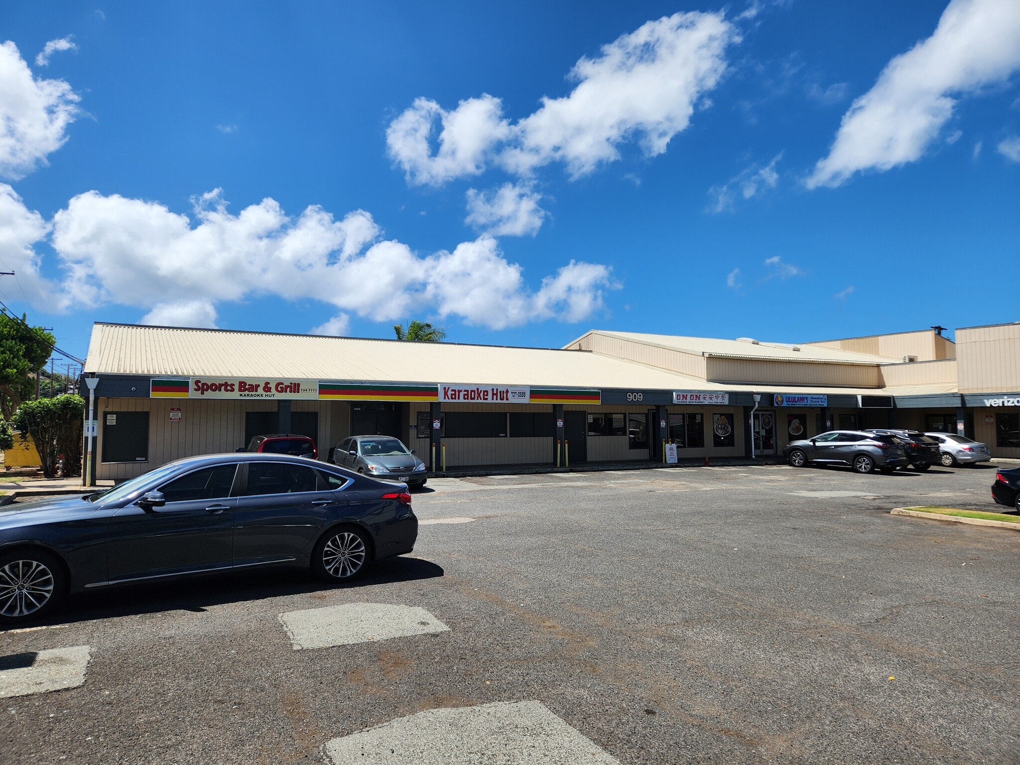 909 Kapahulu Ave, Honolulu, HI à louer Photo intérieure– Image 1 sur 2