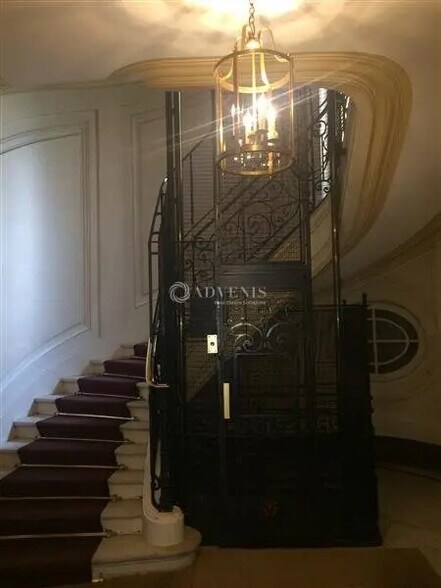 Bureau dans Paris à louer - Photo intérieure – Image 3 sur 12