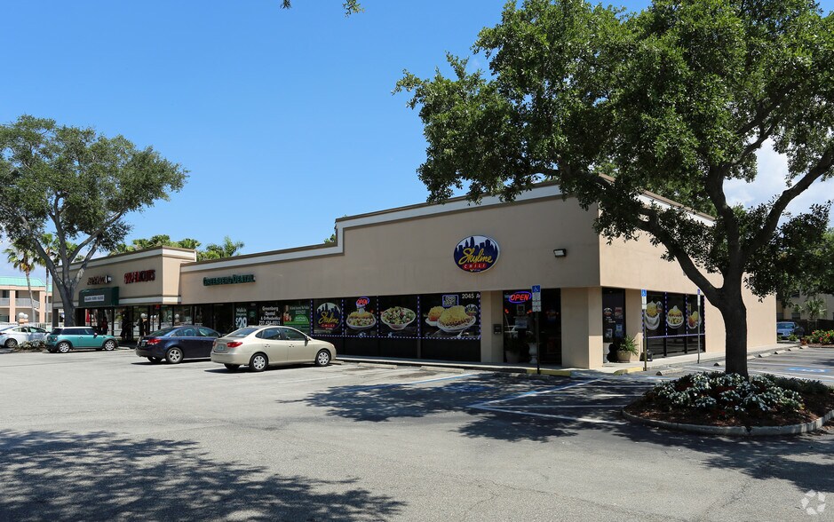 2045 Gulf To Bay Blvd, Clearwater, FL à louer - Photo principale – Image 2 sur 3