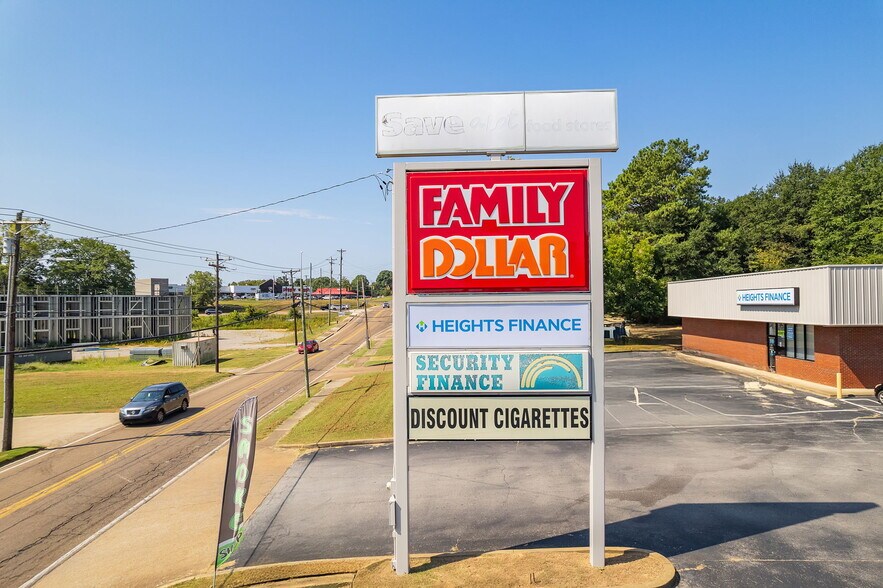 121 Whitley Ave, Henderson, TN à louer - Photo de l’immeuble – Image 2 sur 16