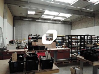 Plus de détails pour Bureau, Local d'activités à louer