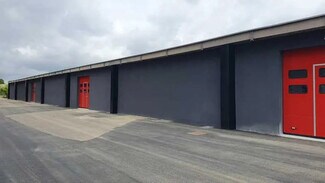 Plus de détails pour Local d'activités à louer