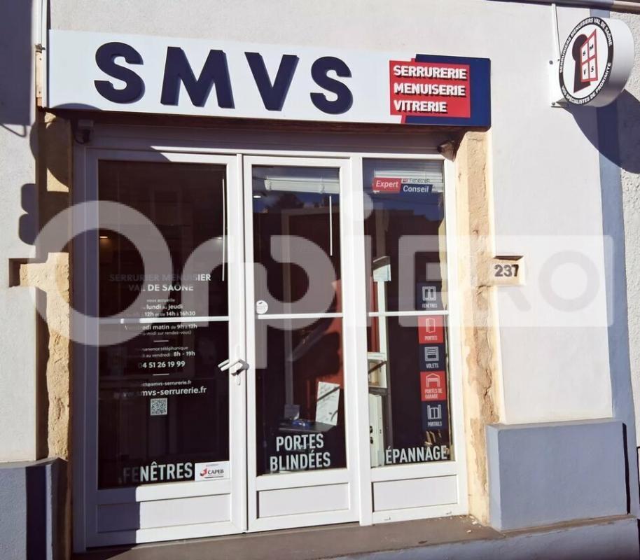 Local commercial dans Villefranche Sur Saone à louer Photo de l’immeuble– Image 1 sur 4
