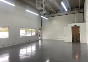 3501-3531 NW 19th St, Fort Lauderdale, FL à louer Photo intérieure– Image 1 sur 4