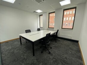 27-28 Middleborough, Colchester à louer Photo intérieure– Image 2 sur 8