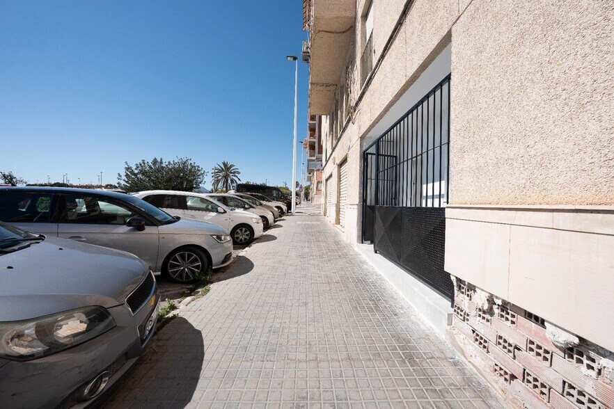 Carrer Joaquín Martínez Maciá, 62, Elche, Alicante à vendre - Photo de l’immeuble – Image 2 sur 33
