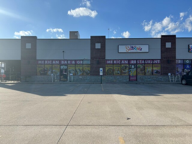 325 N Main St, Chatham, IL à louer - Photo de l’immeuble – Image 3 sur 8