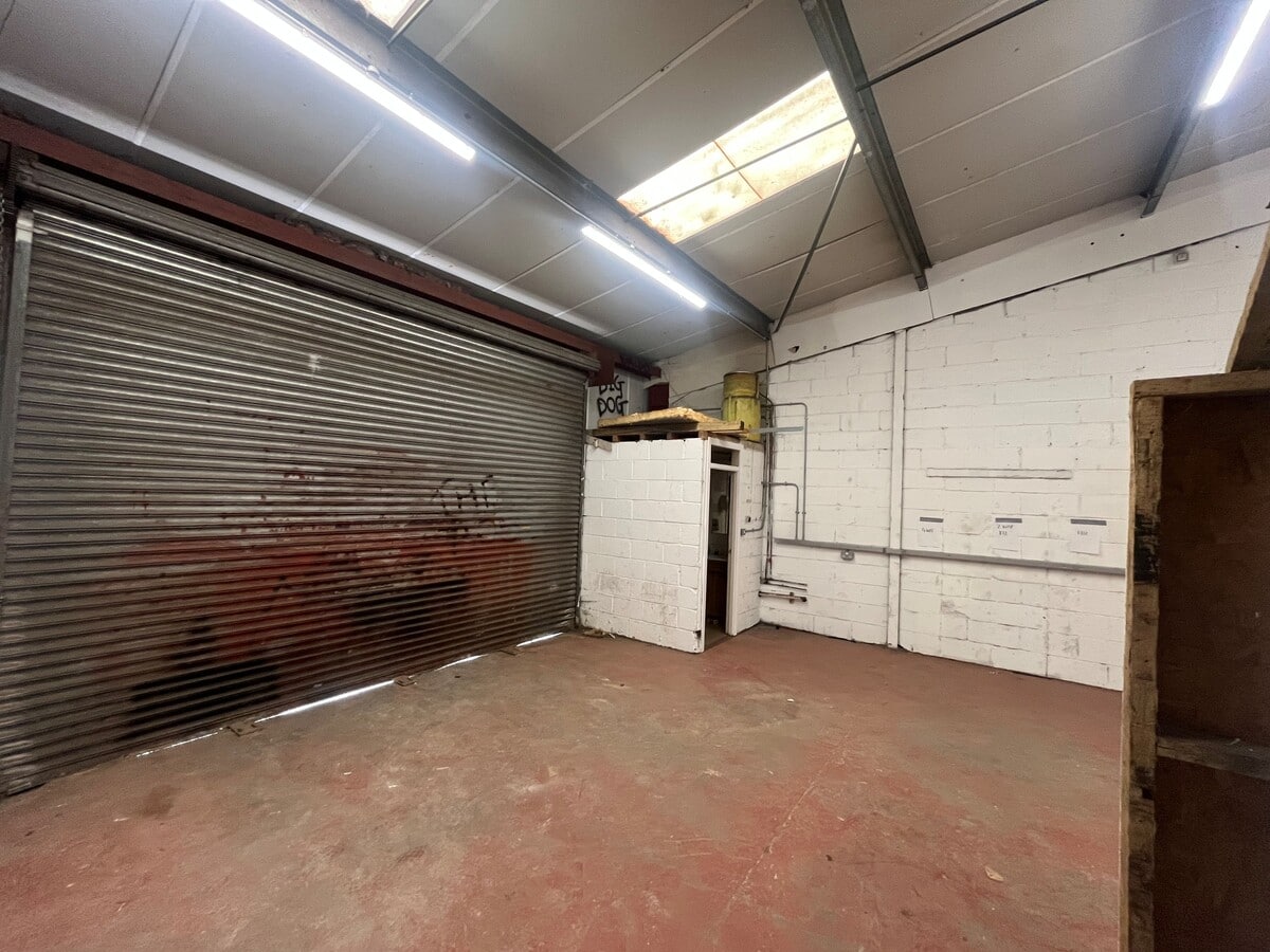 8 Hamilton St, Clydebank, WDU G81 1LY - Lot 8 -  - Photo intérieure - Image 1 of 3