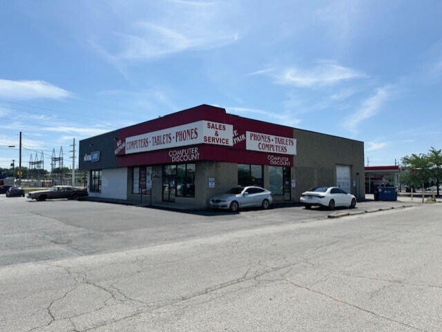 1703 W Laskey Rd, Toledo, OH à louer - Photo de l’immeuble – Image 3 sur 3