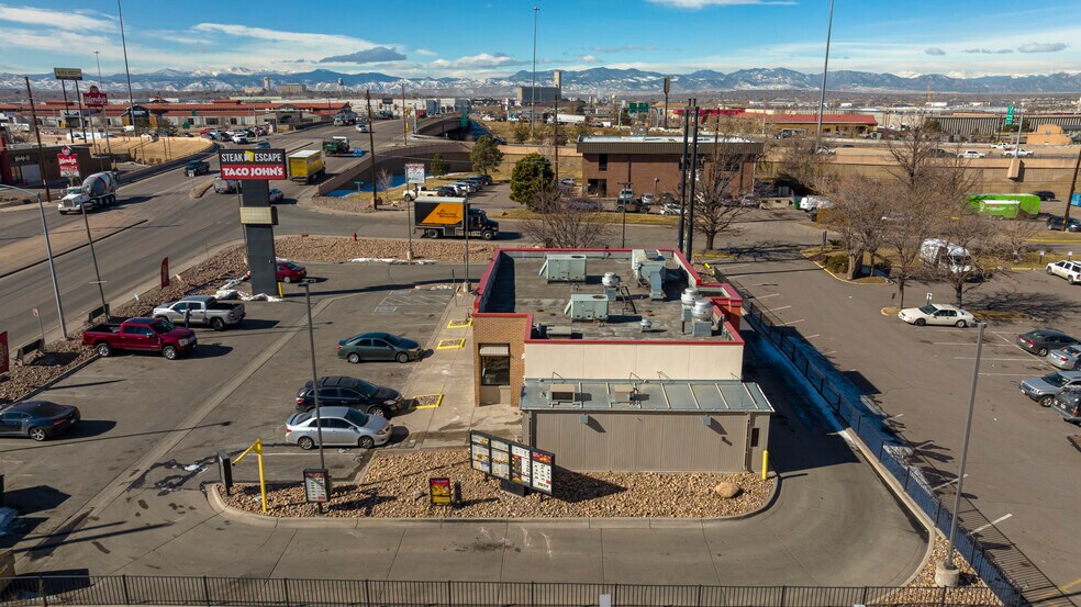 5810 Logan St, Denver, CO à louer - Photo de l’immeuble – Image 2 sur 4