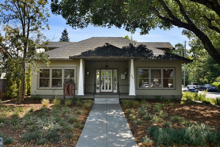 596 E 1st St, Sonoma, CA à louer - Photo principale – Image 1 sur 17