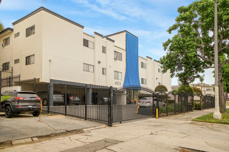 4015 Adams Blvd, Los Angeles, CA à vendre - Photo de l’immeuble – Image 3 sur 19