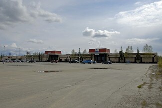 Plus de détails pour 301 N Santa Claus Ln, North Pole, AK - Différents types d’espaces à louer