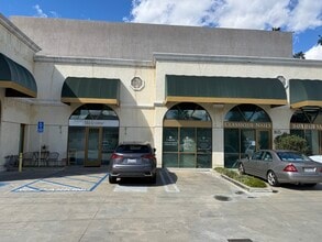 1613-1617 W Glenoaks Blvd, Glendale, CA à louer Photo intérieure– Image 1 sur 3