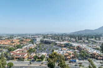 1209 University Ave, Riverside, CA - Vue aérienne  vue de carte