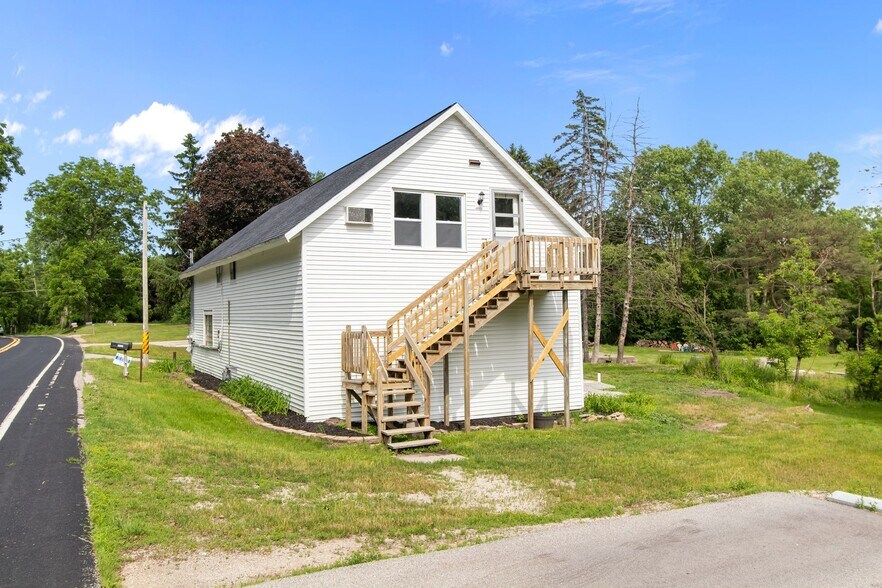 1903 E Apple Creek Rd, Appleton, WI à vendre - Photo de l’immeuble – Image 2 sur 31