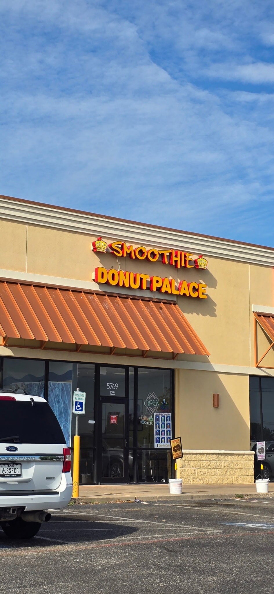 5769 Sherwood Way, San Angelo, TX à louer Photo de l’immeuble– Image 1 sur 5