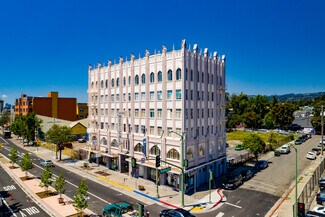 Plus de détails pour 3022 International Blvd, Oakland, CA - Bureau, Bureau/Médical à louer