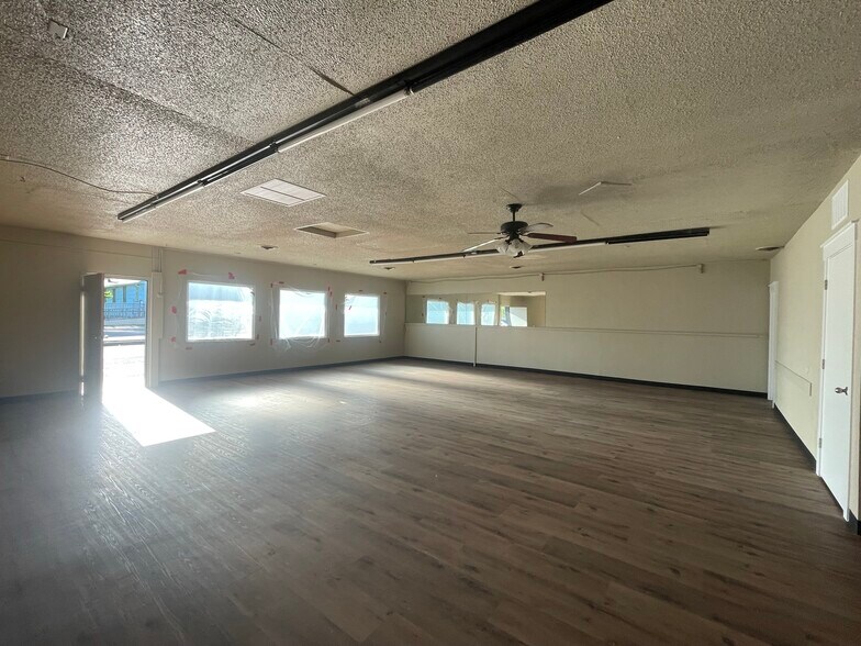 310 Main st, Granger, WA à louer - Photo intérieure – Image 2 sur 9