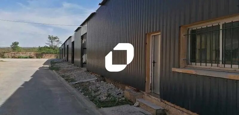 Bureau dans Manduel à louer - Photo de l’immeuble – Image 3 sur 5