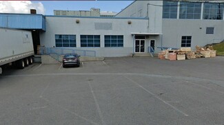 Plus de détails pour 2635 Lillooet St, Vancouver, BC - Industriel/Logistique à louer