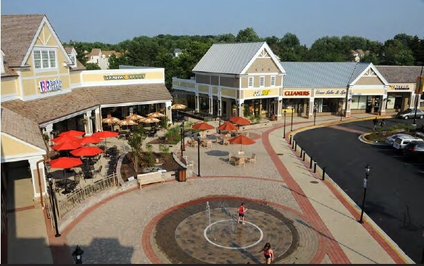18101-18181 Town Center Dr, Olney, MD à louer - Photo de l’immeuble – Image 3 sur 5