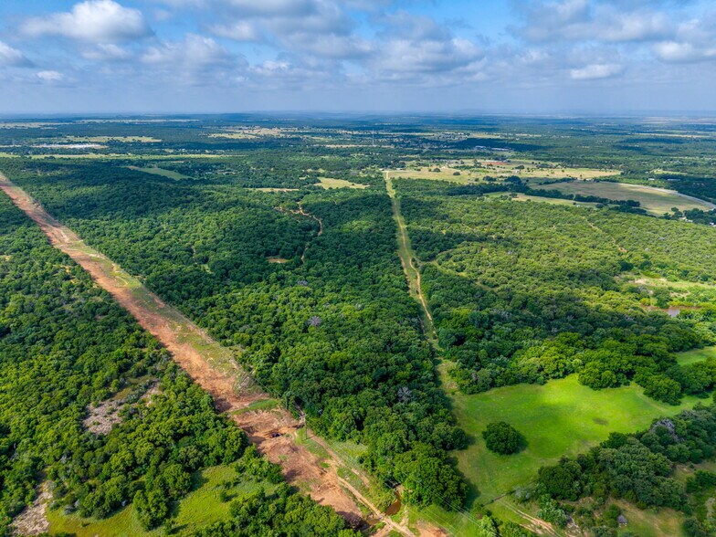 538 FM 52, Graford, TX à vendre - Photo de l’immeuble – Image 3 sur 13