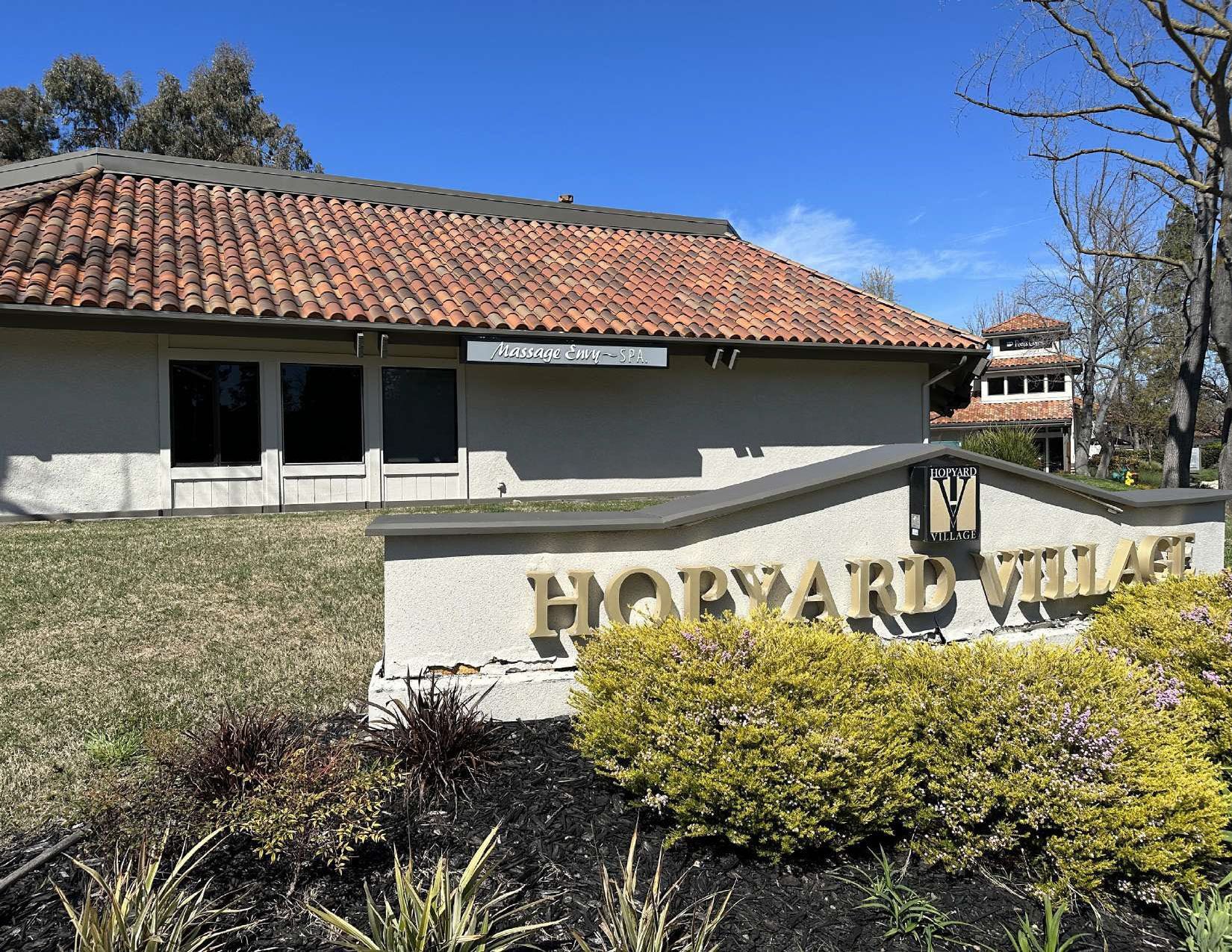3059 Hopyard Rd, Pleasanton, CA à louer Photo de l’immeuble– Image 1 sur 6