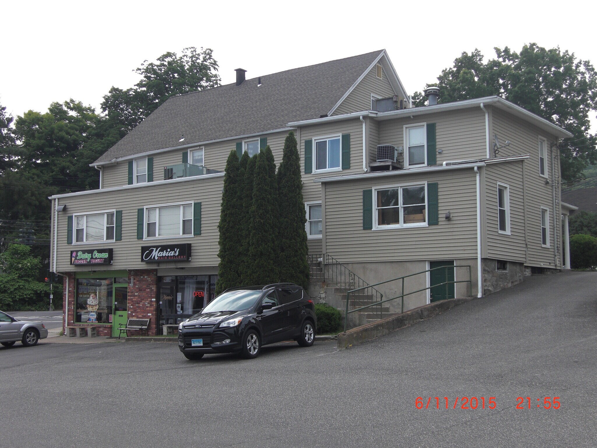 366 Derby Ave, Derby, CT à louer Photo de l’immeuble– Image 1 sur 8