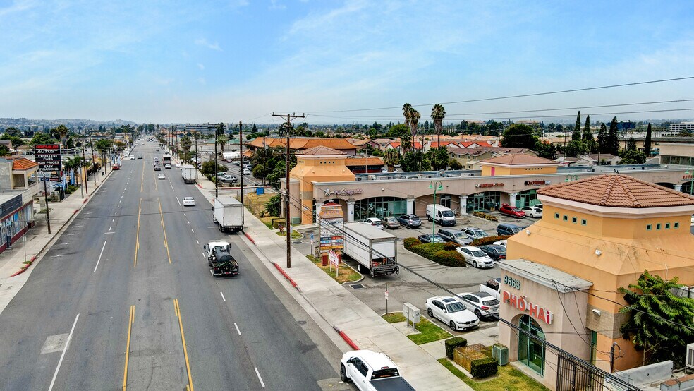 9661 Garvey Ave, South El Monte, CA à vendre - Photo de l’immeuble – Image 3 sur 30