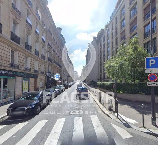 Local commercial dans Paris à louer - Photo de l’immeuble – Image 2 sur 3