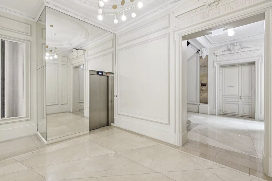 Rue Scribe, Paris à louer - Hall d’entrée – Image 1 sur 2