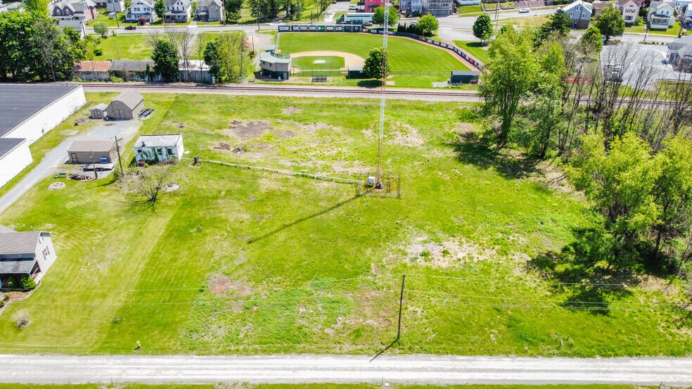 1643 Front st, South Williamsport, PA à vendre - Photo de l’immeuble – Image 2 sur 5