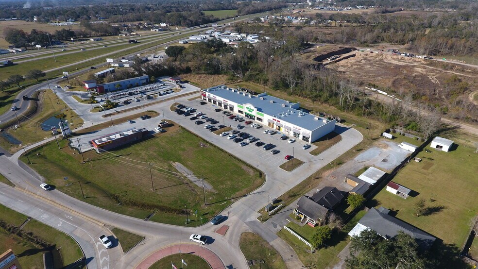 105-107 Hector Connoly Rd, Carencro, LA à louer - Aérien – Image 2 sur 4