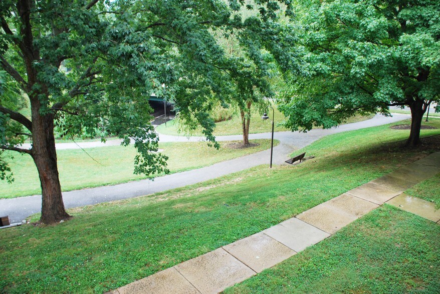 7270-7278 Cradlerock Way, Columbia, MD à louer - Photo de l’immeuble – Image 3 sur 13