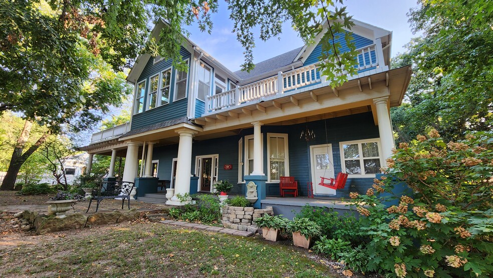 224 W Chickasaw St, Tahlequah, OK à vendre - Photo de l’immeuble – Image 1 sur 150