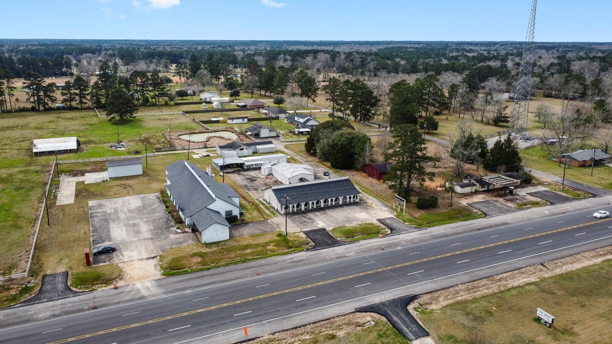 6738 US Highway 190 E, Livingston, TX à vendre Photo de l’immeuble– Image 1 sur 52