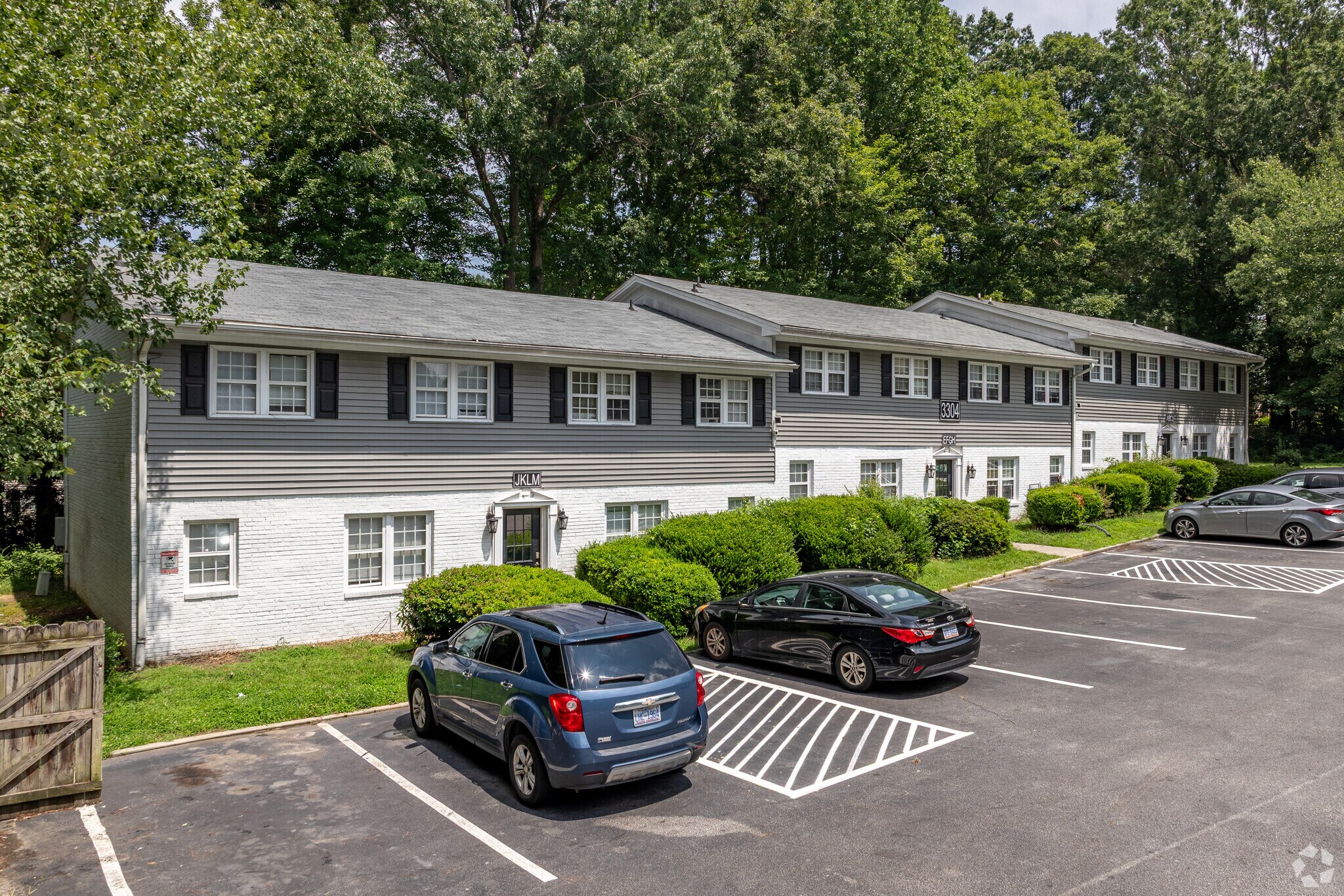 3300 N Elm St, Greensboro, NC à vendre Photo principale– Image 1 sur 16