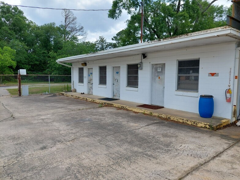 North Cromartie St and East Jarman St St, Hazlehurst, GA à vendre - Photo de l’immeuble – Image 2 sur 3