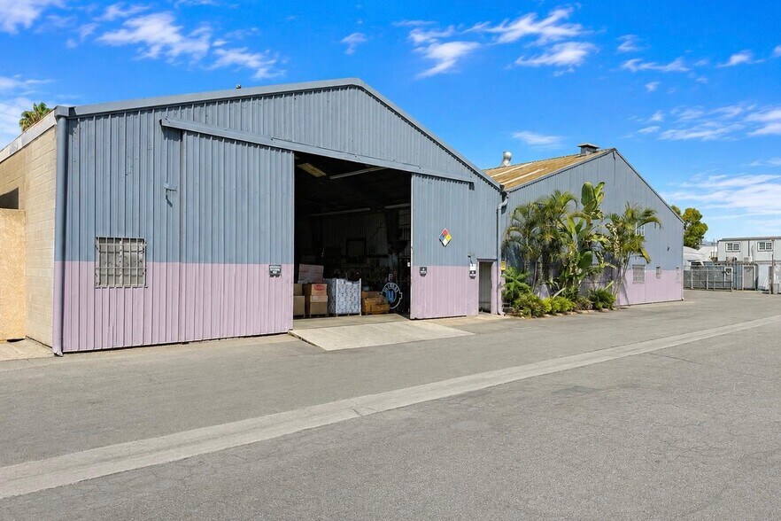 11001 Vulcan St, South Gate, CA à louer - Photo de l’immeuble – Image 3 sur 11