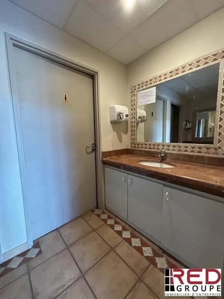 Bureau dans LES MILLES à louer - Photo intérieure – Image 3 sur 3