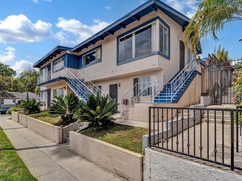 5401 Thornburn St, Los Angeles, CA à vendre - Photo de l’immeuble – Image 2 sur 19