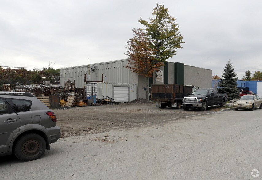 1700-1704 Rue Effingham, Terrebonne, QC à vendre - Photo de l’immeuble – Image 2 sur 4