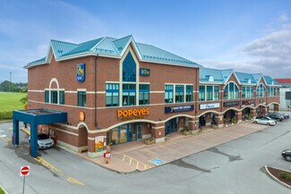 Plus de détails pour 14783-14785 Yonge St, Aurora, ON - Bureau/Local commercial à louer