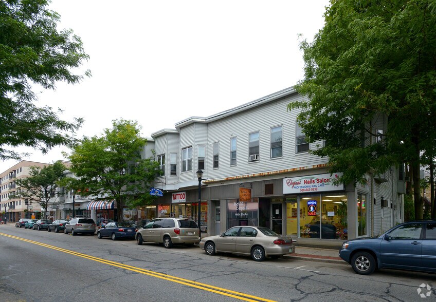 78-102 N Washington St, North Attleboro, MA à louer - Photo de l’immeuble – Image 2 sur 5