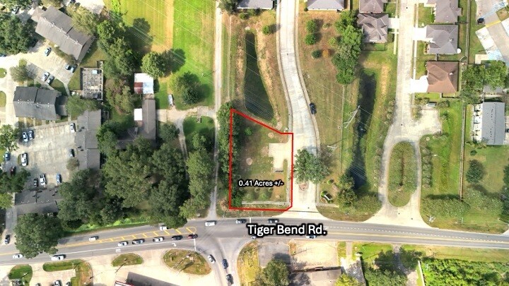 Tiger Bend rd, Baton Rouge, LA à vendre - Photo de l’immeuble – Image 2 sur 7