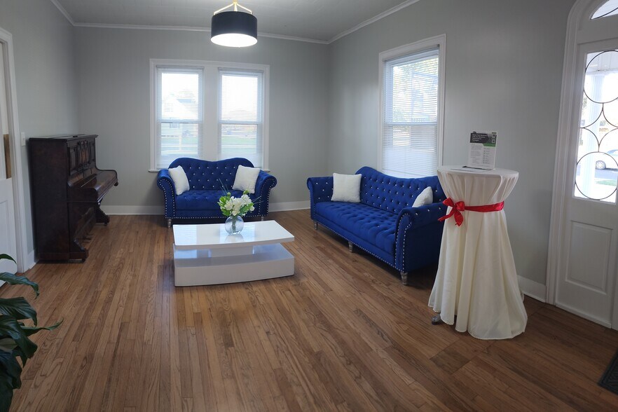 1211 N Cutting Ave, Jennings, LA à louer - Photo intérieure – Image 2 sur 12