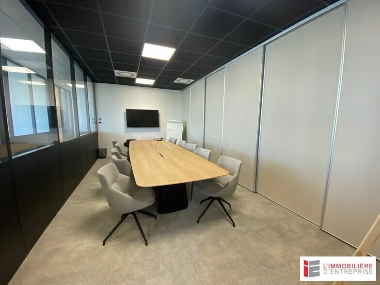 Bureau dans Rennes à louer - Photo de l’immeuble – Image 2 sur 6